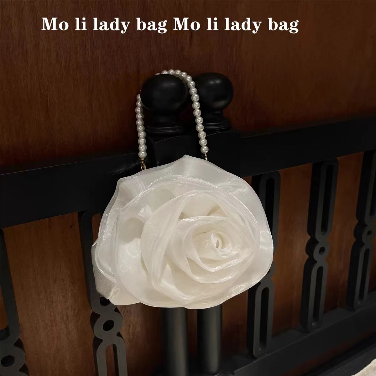 กระเป๋าถือซาตินลายดอกไม้ดีไซน์ - Luxury Bags On Sale บทวิจารณ์และราคา