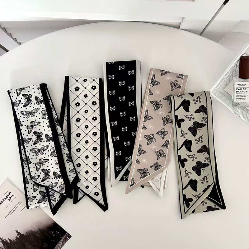 ผ้าพันคอไหมขนาดเล็ก ลายผีเสื้อ - Luxury Bags Reseller บทวิจารณ์และราคา