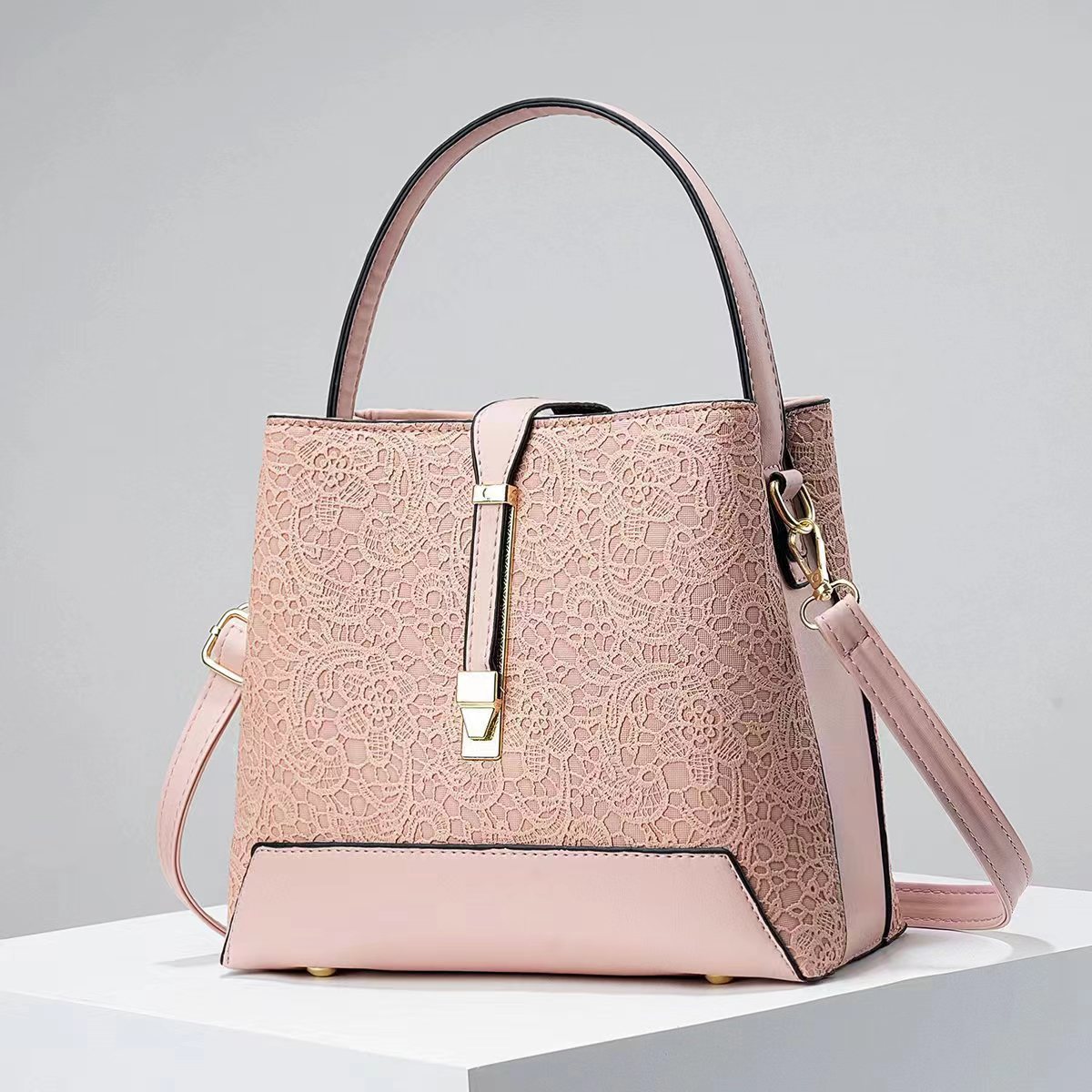 ใหม่หรูหรา Tote กระเป๋าหนัง Cl - Luxury Bags Reseller บทวิจารณ์และราคา