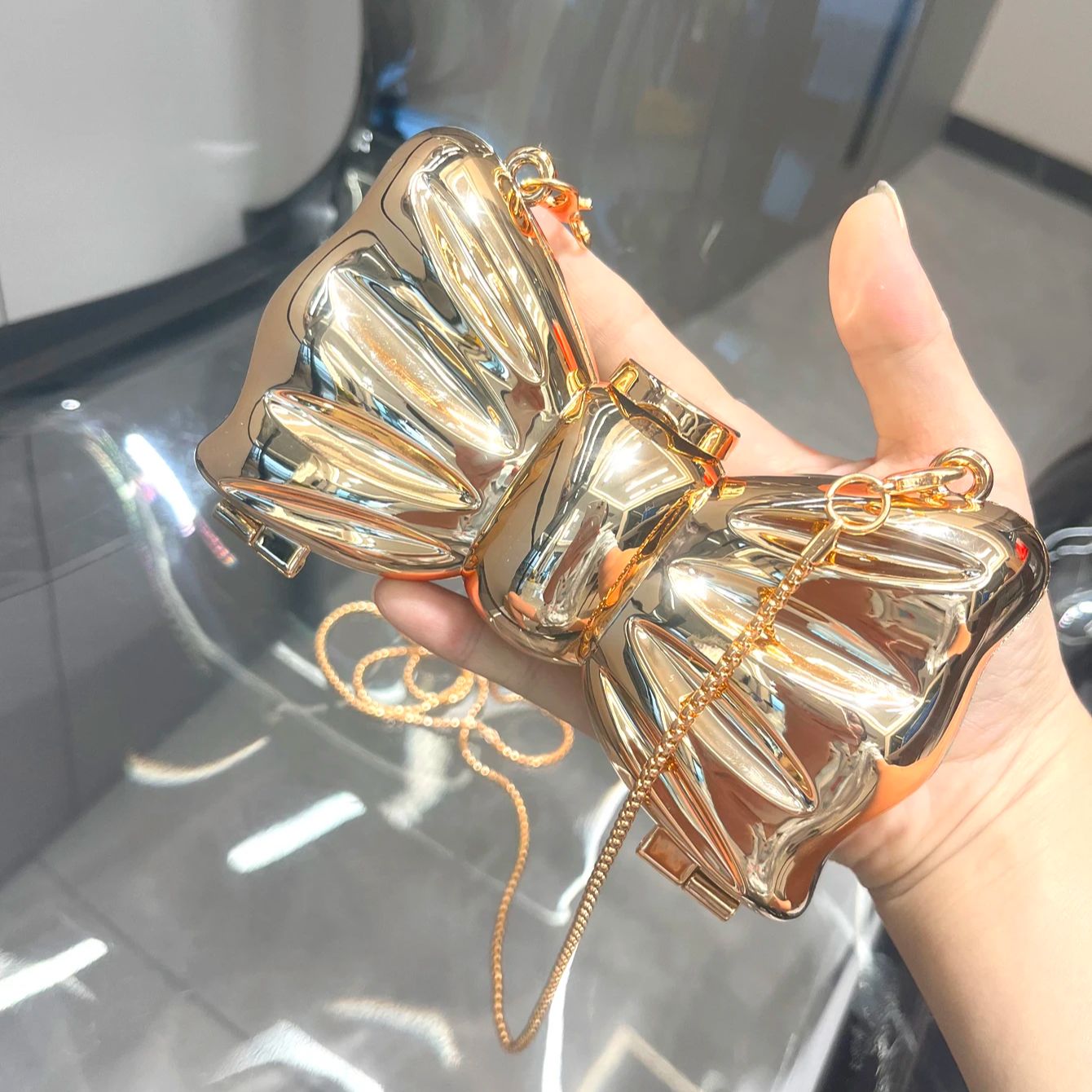Golden กระเป๋ากระเป๋าและกระเป๋ - Luxury Bags Reseller บทวิจารณ์และราคา
