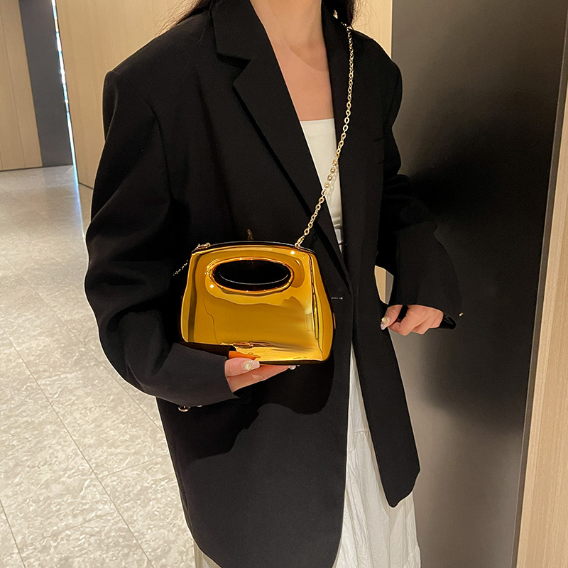 กระเป๋ากระเป๋าถืองานเลี้ยงกลาง - Luxury Bags On Sale บทวิจารณ์และราคา