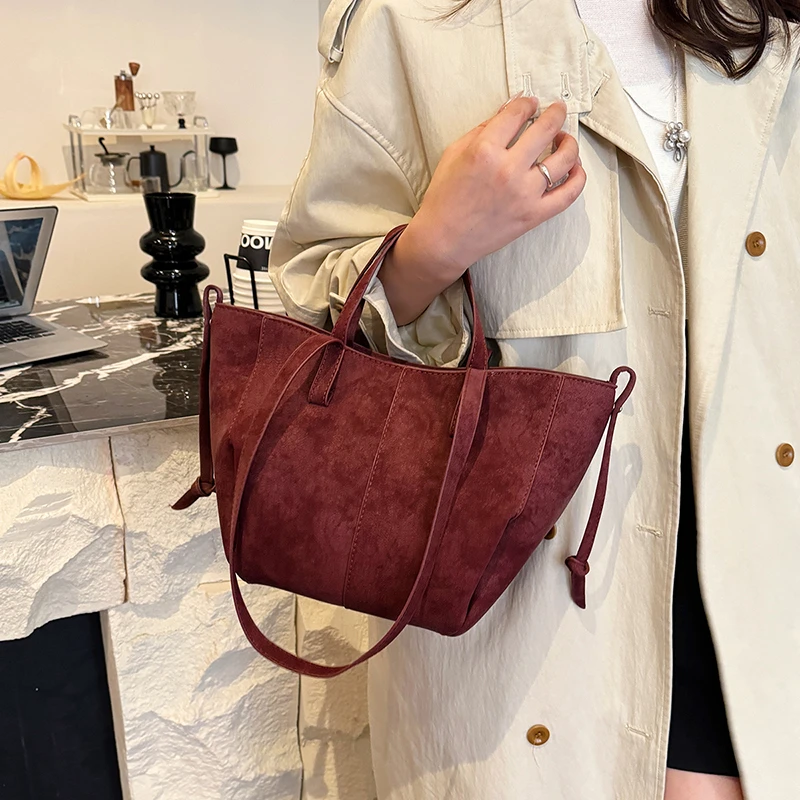 กระเป๋าถือสะพายไหล่แบบมีหูเกี่ - Luxury Bags For Sale บทวิจารณ์และราคา