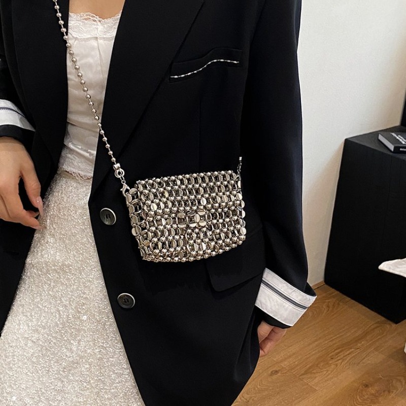 กระเป๋าคลัทช์สีพื้นเรียบหรู ดี - Luxury Bags On Sale บทวิจารณ์และราคา